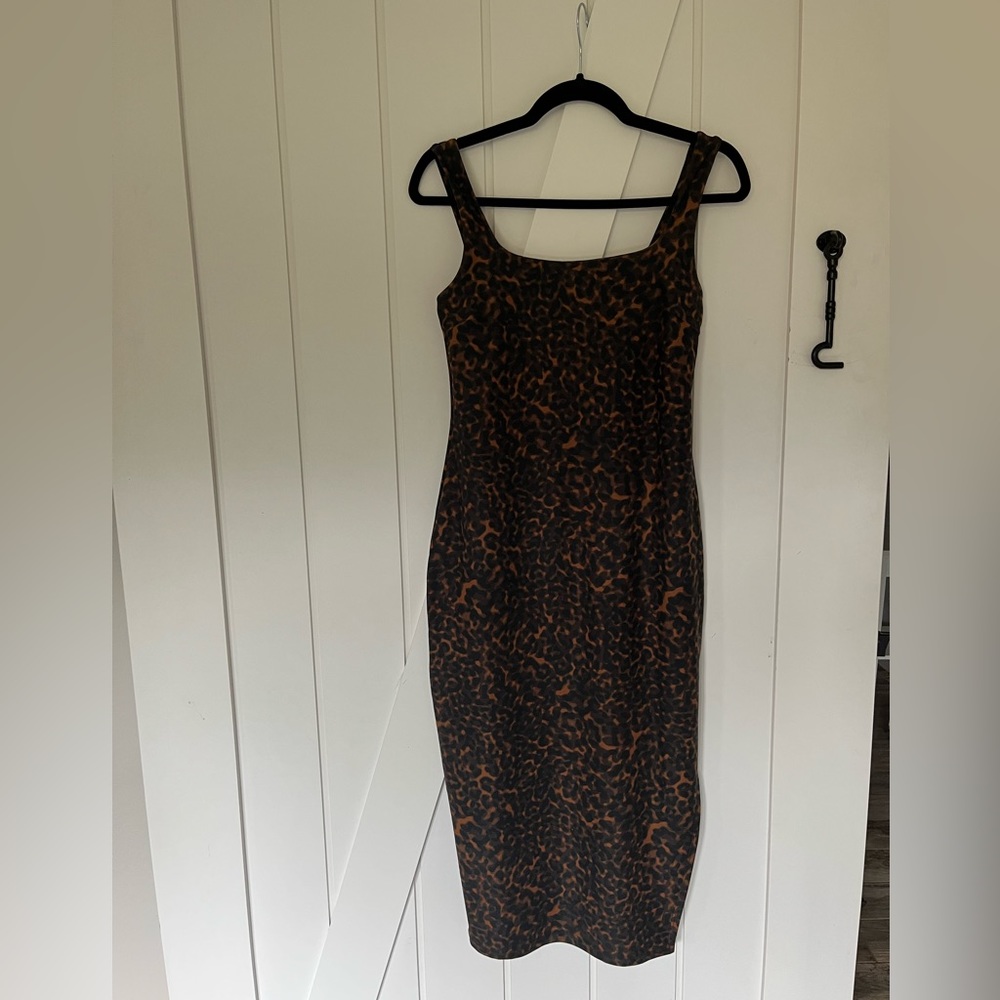 Beyond yoga dress. Size S. Leopard print.